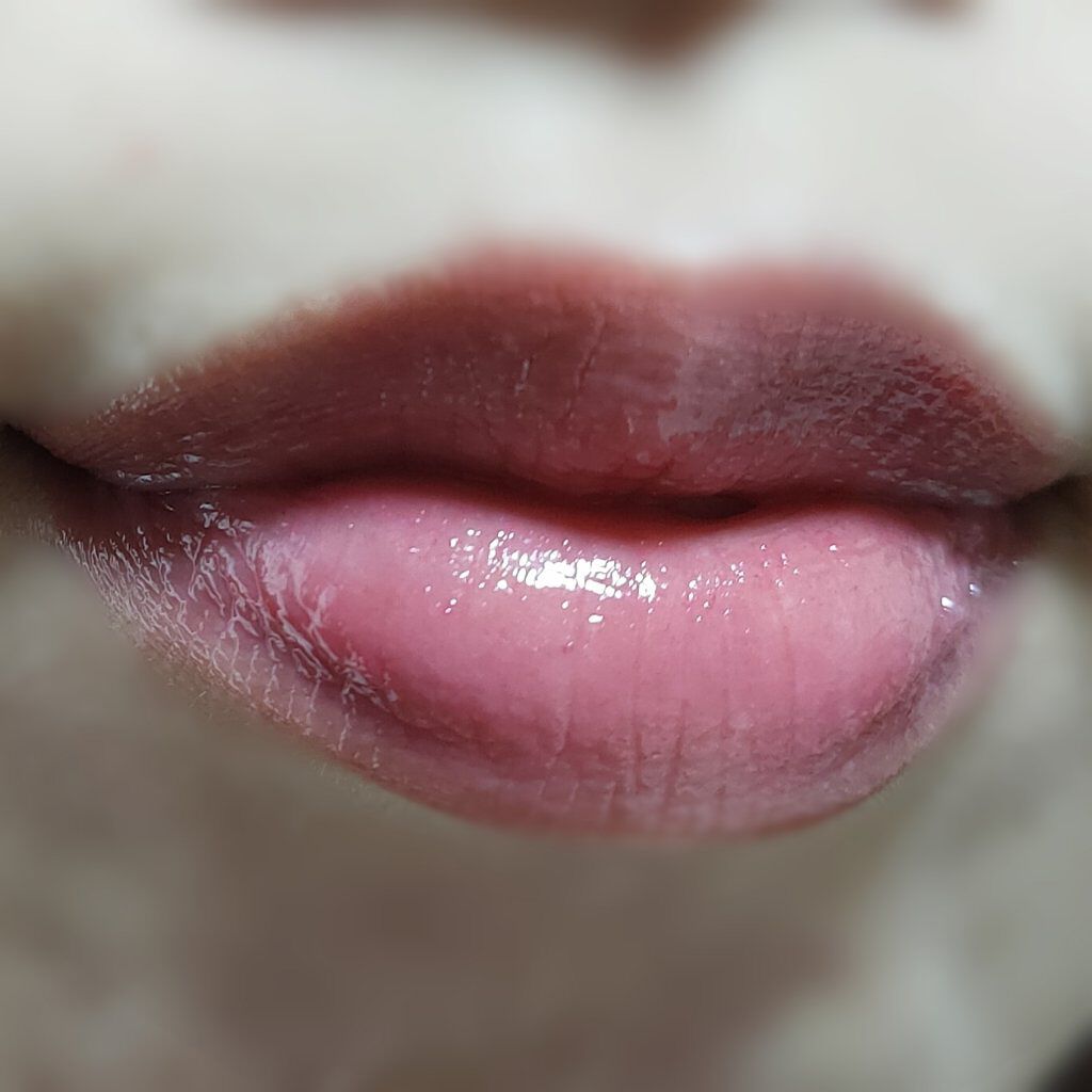 ニベア ロイヤルブルーリップ しっとりもっちりタイプ/ニベア/リップクリームを使ったクチコミ（3枚目）