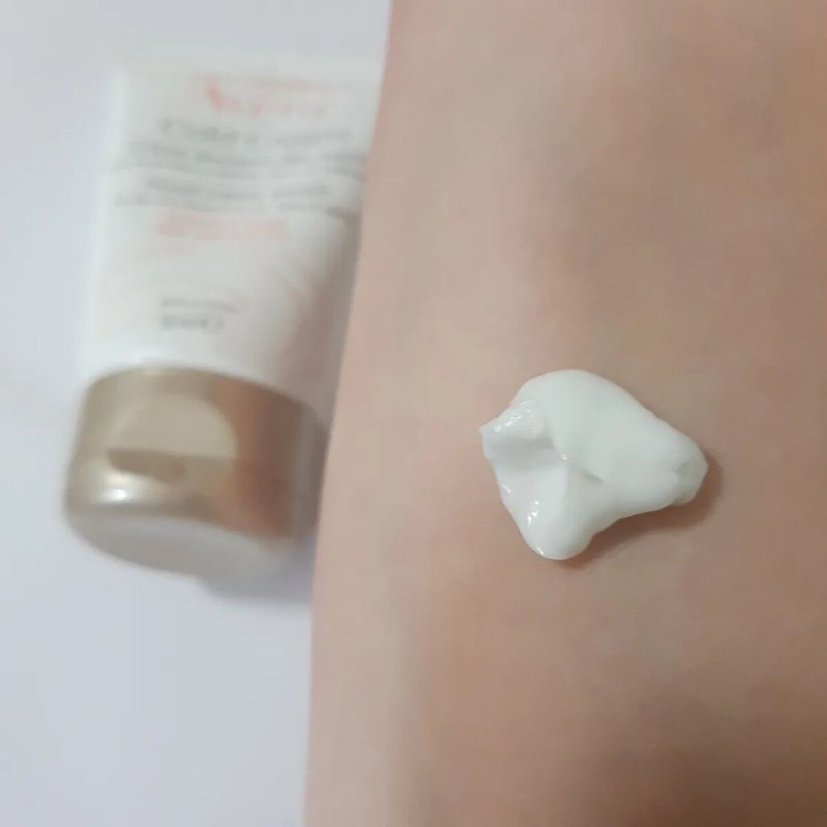 薬用ハンドクリーム　エンリッチ/アベンヌ/ハンドクリームを使ったクチコミ（3枚目）