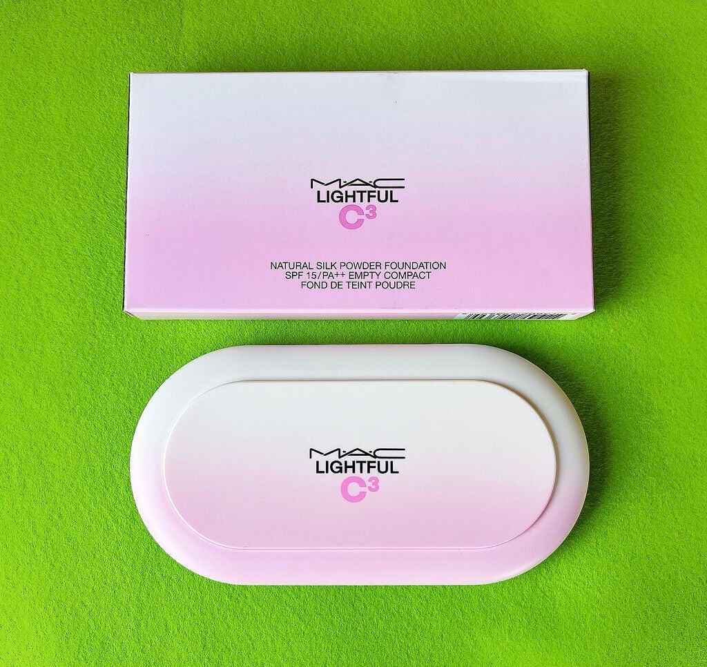 ライトフル C3 ナチュラル シルク パウダーファンデーション/M・A・C/パウダーファンデーションを使ったクチコミ(2枚目)