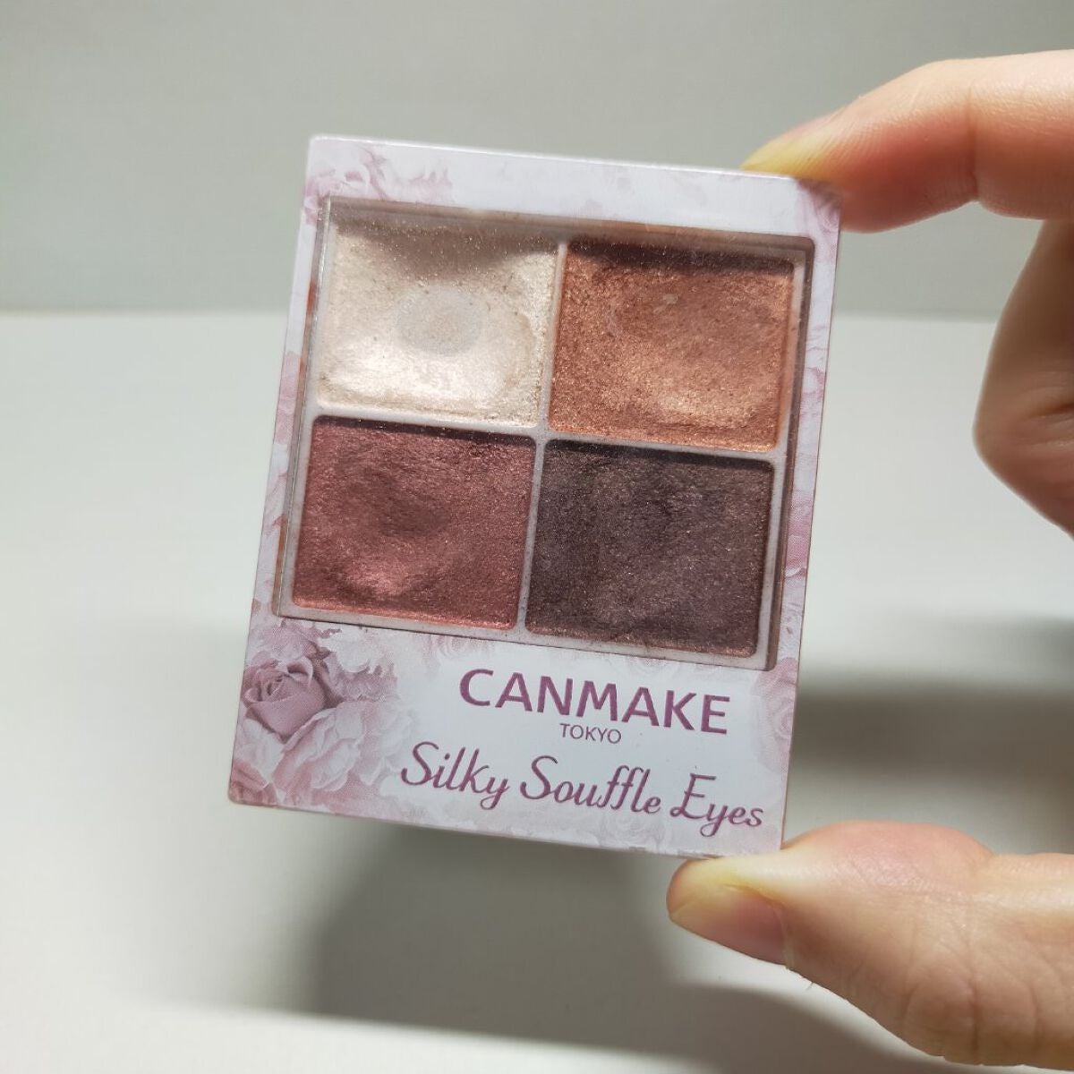 シルキースフレアイズ/キャンメイク/アイシャドウパレットを使ったクチコミ(2枚目)