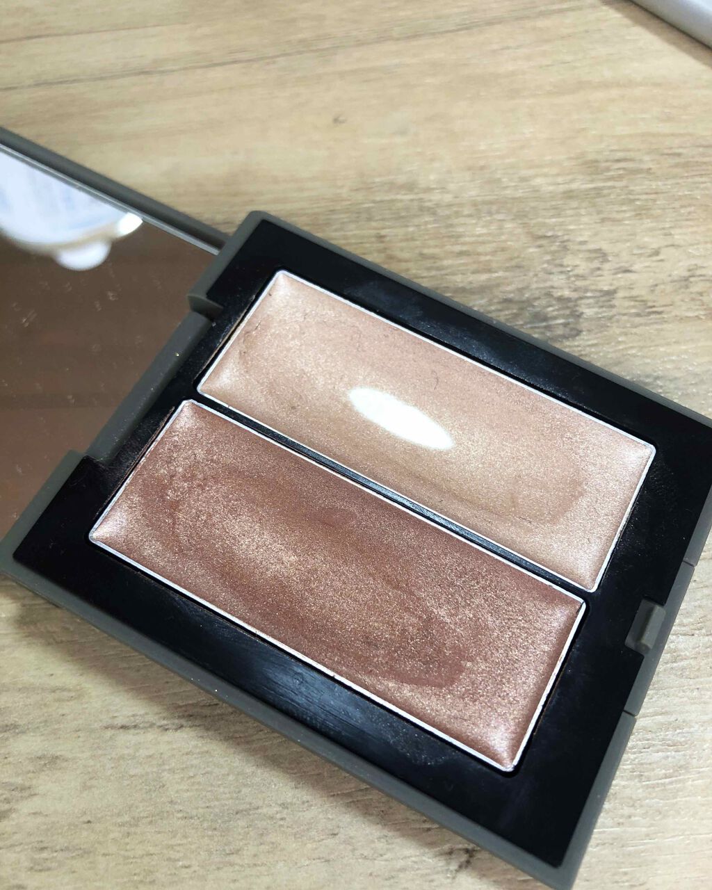 THREE シマリング グロー デュオ 01/THREE/クリームハイライトを使ったクチコミ（1枚目）