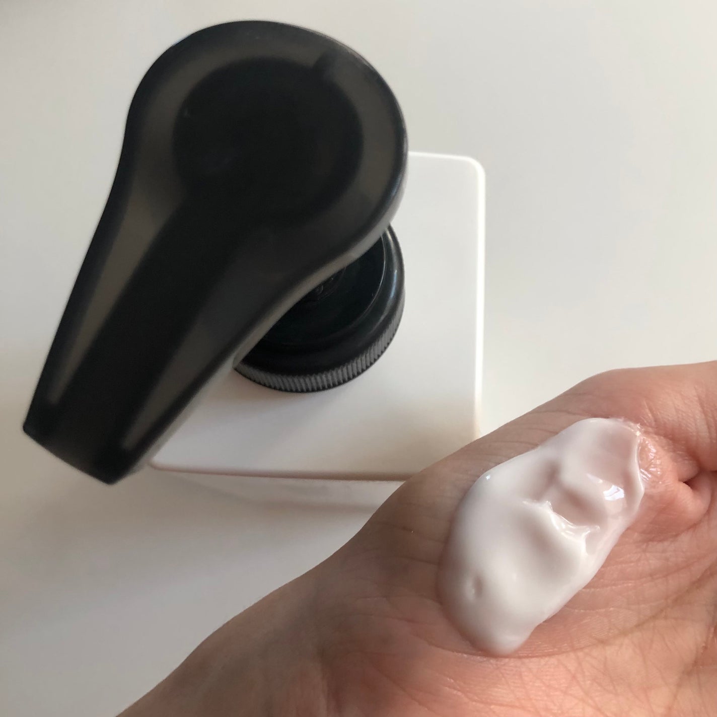 カラーコントロール シャンプー W/コンディショナー W/スティーブンノル ニューヨーク/市販シャンプーを使ったクチコミ(5枚目)