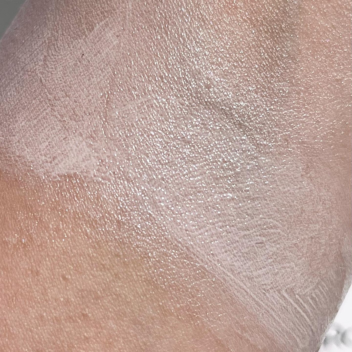 マルチ・ディフェンス UVシールド・トーンアップ/Raftel/日焼け止めクリームを使ったクチコミ(4枚目)