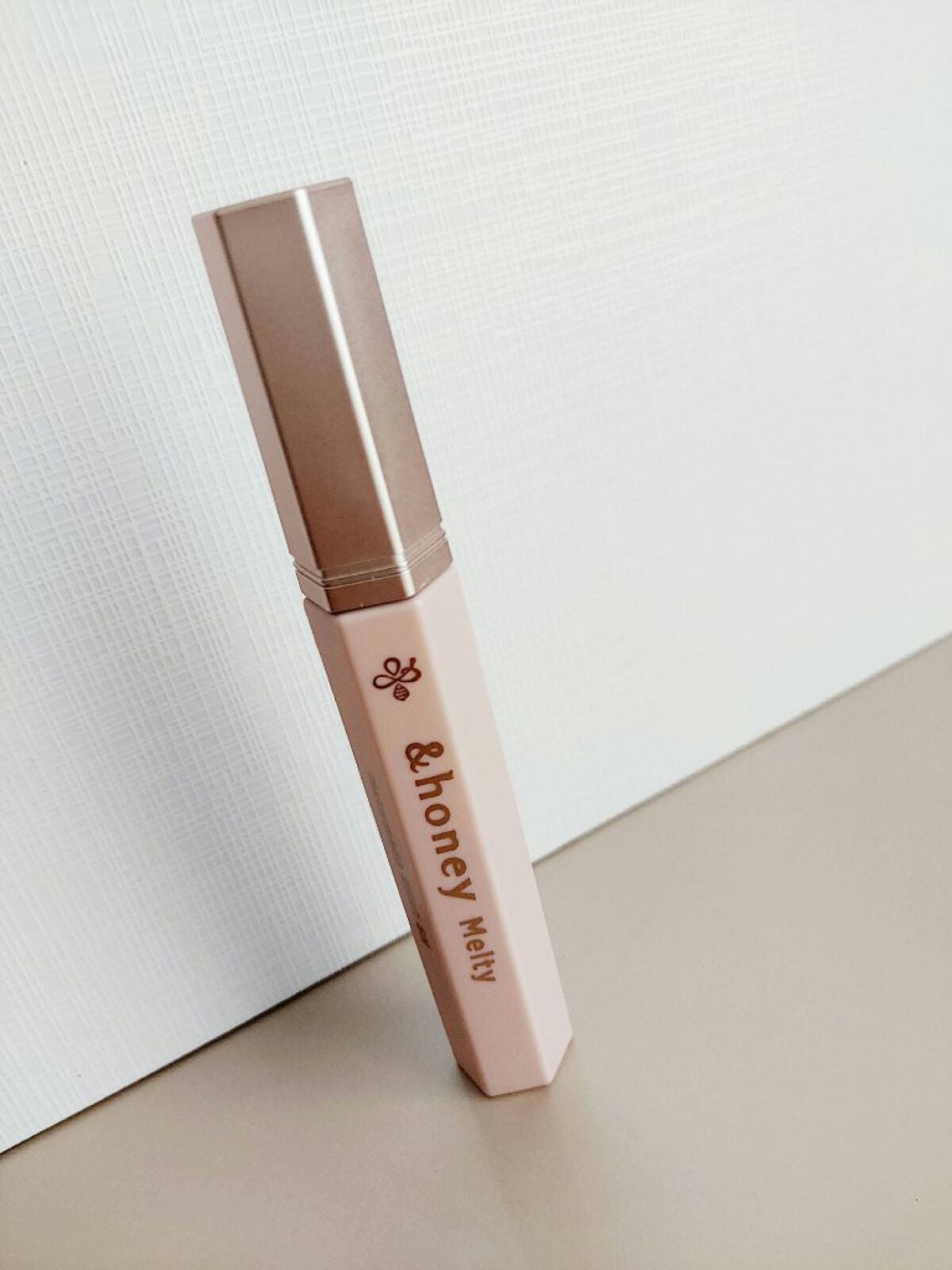 アンドハニー メルティ マトメイクスティック スーパーホールド 4.0/&honey/ヘアジェルを使ったクチコミ(2枚目)