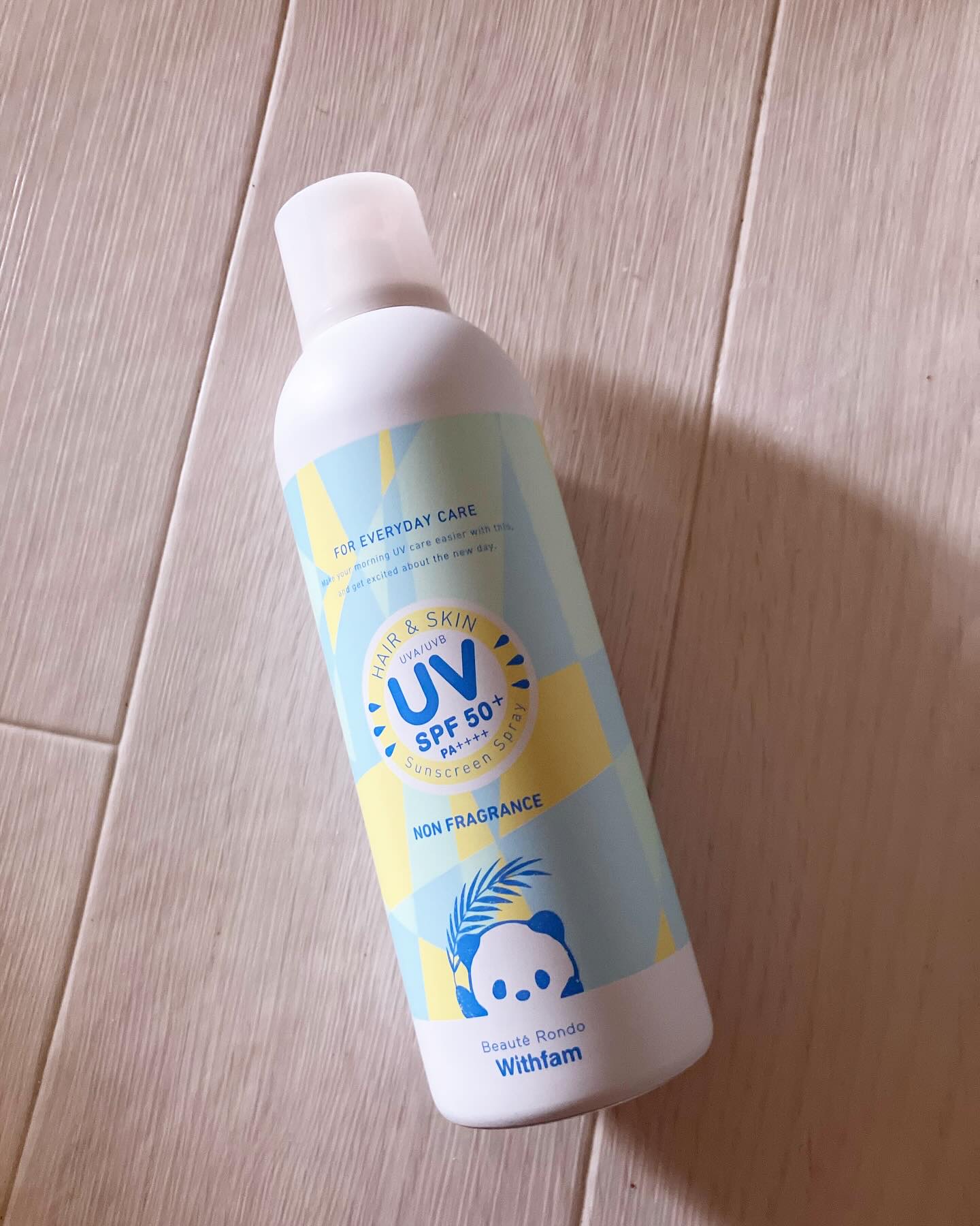 今回は、薬局で
発見した日焼け止め
スプレーをご紹介します。

株式会社アンジュ化粧品の

ビューテロンド
Withfam UVスプレー 
ヘア＆スキン 無香料

SPF50

200g

1320円（税込）

SPF50＋　

PA＋＋＋