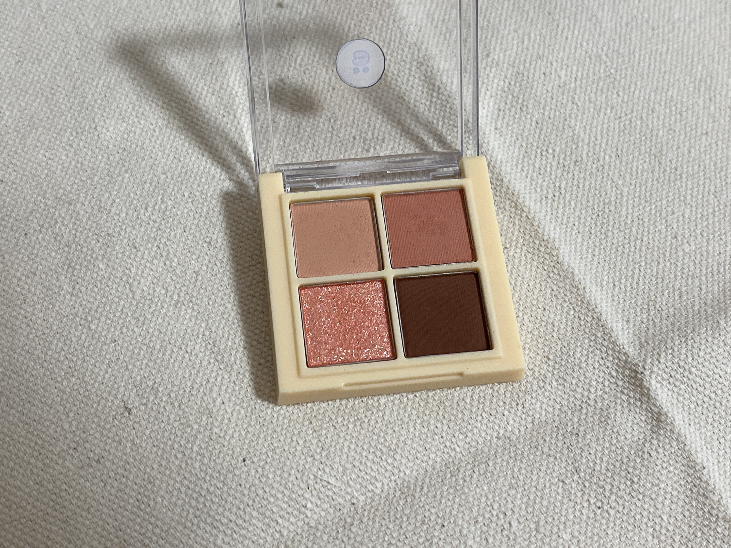 ベターザンアイズ 01 ドライマンゴー チューリップ/rom&nd/アイシャドウパレットを使ったクチコミ（3枚目）