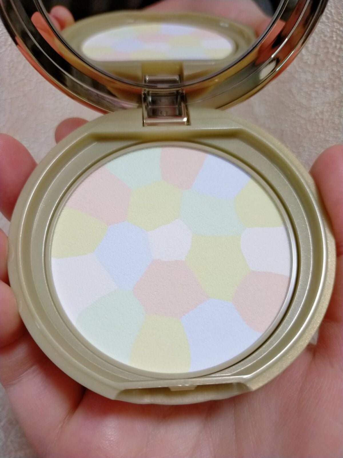 マシュマロフィニッシュパウダー ~Abloom~/キャンメイク/プレストパウダーを使ったクチコミ(5枚目)