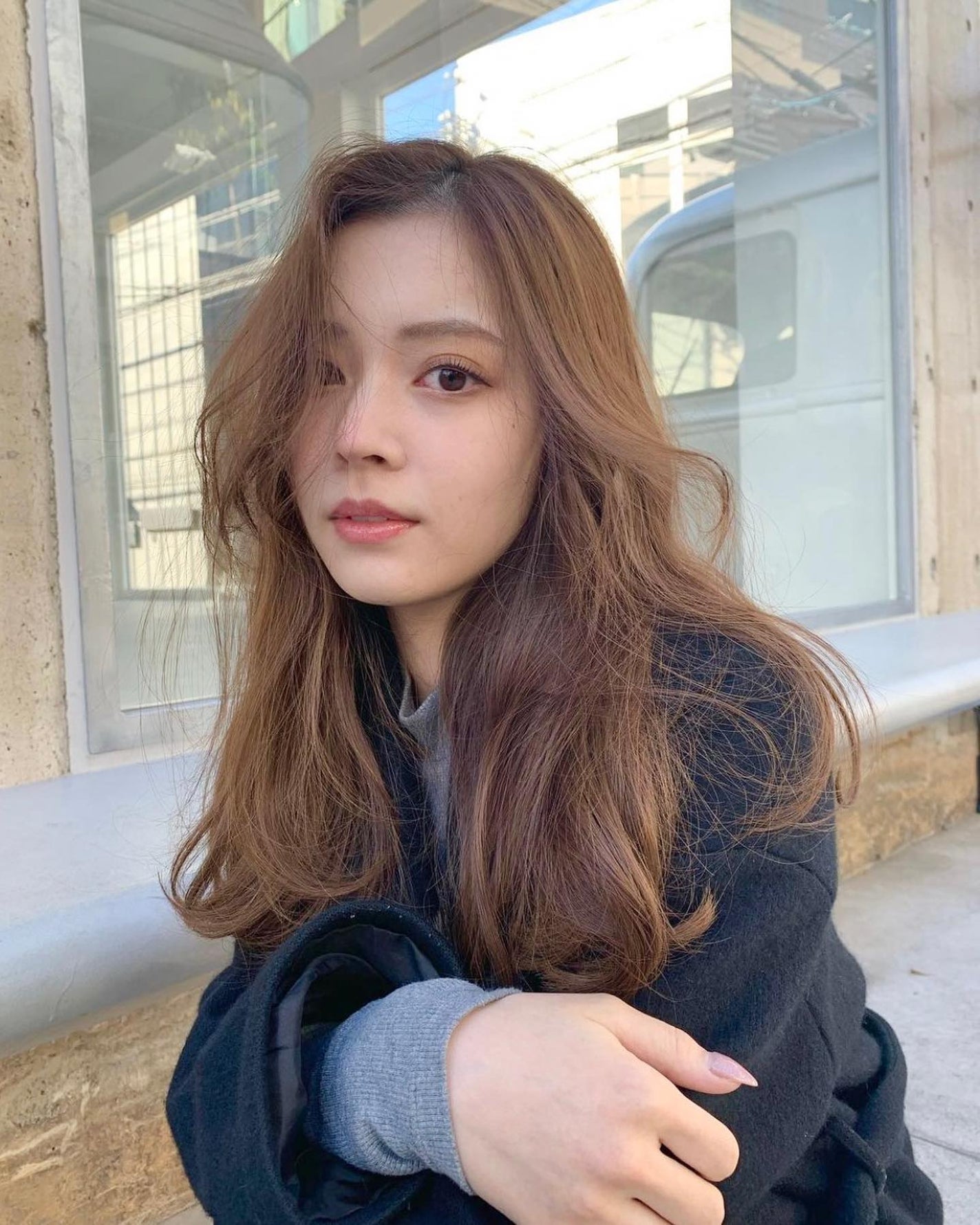 HARUNA on LIPS 「.さらっと巻くだけで、華やかなカット🥰.レイヤーカットは、ゆる..」(1枚目)