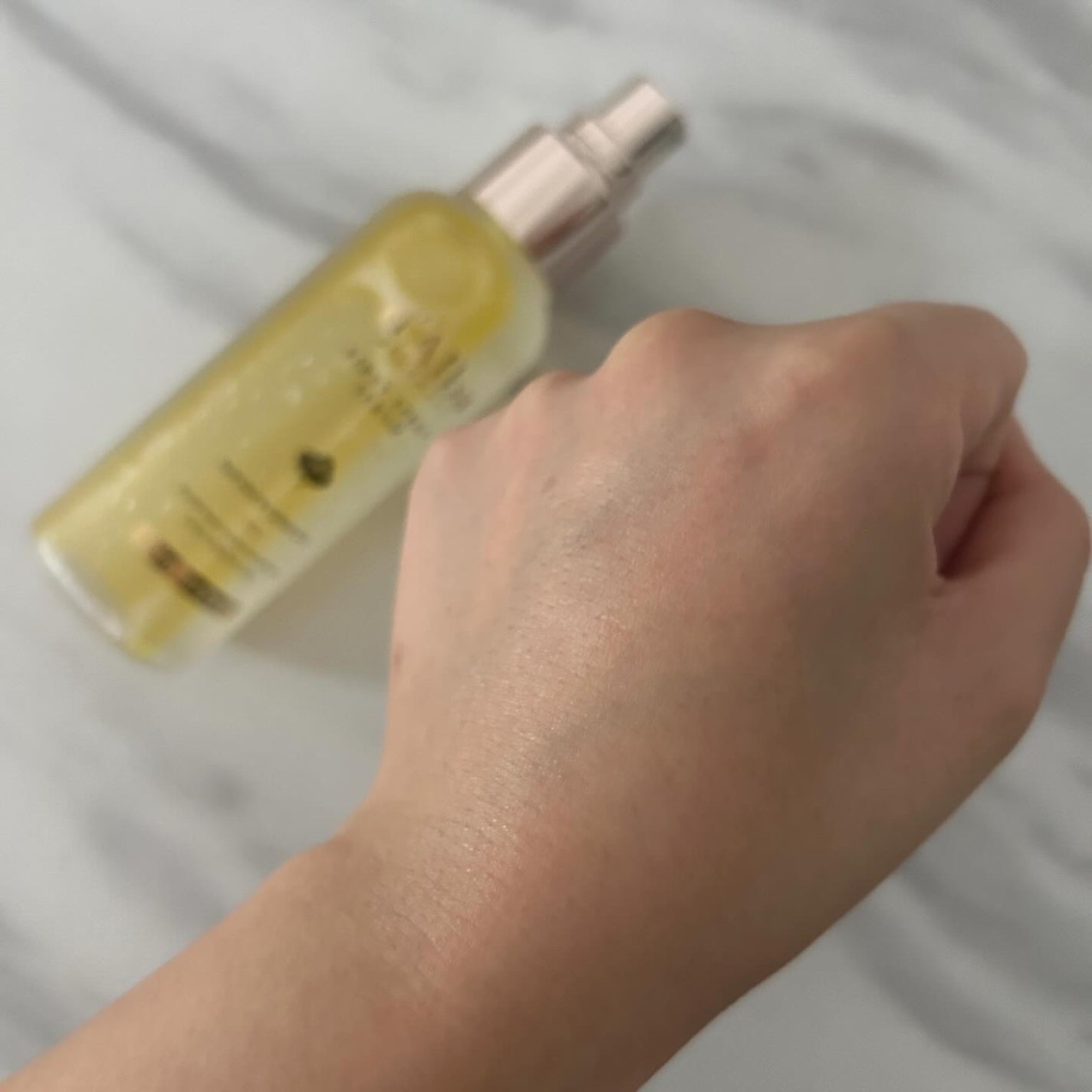 ダルバ ホワイトトリュフファーストスプレーセラム/ダルバ/ミスト状化粧水を使ったクチコミ(6枚目)