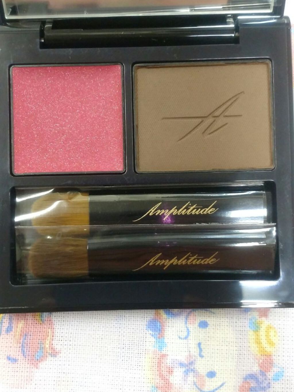 コンスピキュアス ダブルアイズ/Amplitude/アイシャドウパレットを使ったクチコミ(2枚目)