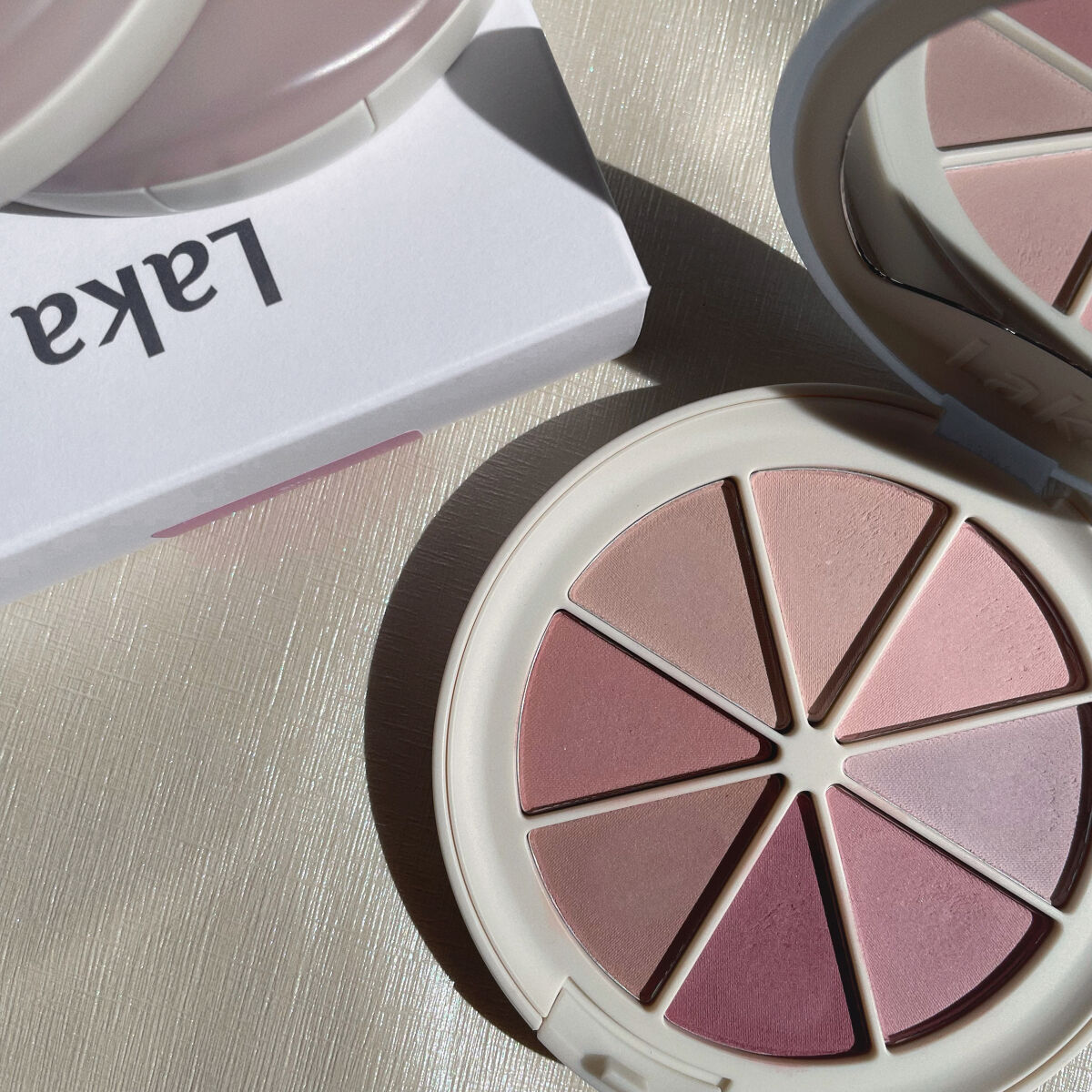 ミドルトーンアイシャドウコレクターパレット/Laka/アイシャドウパレットを使ったクチコミ（1枚目）