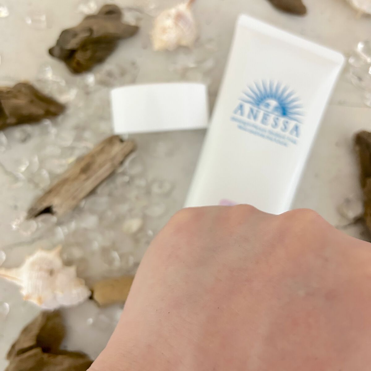 ブライトニングUV ジェル N/アネッサ/化粧下地を使ったクチコミ(5枚目)