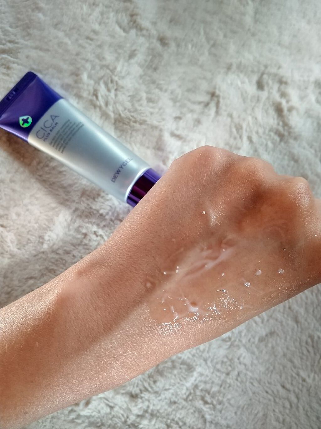 デュイセル シカプラスバーム/DEWYCEL/フェイスクリームを使ったクチコミ（2枚目）