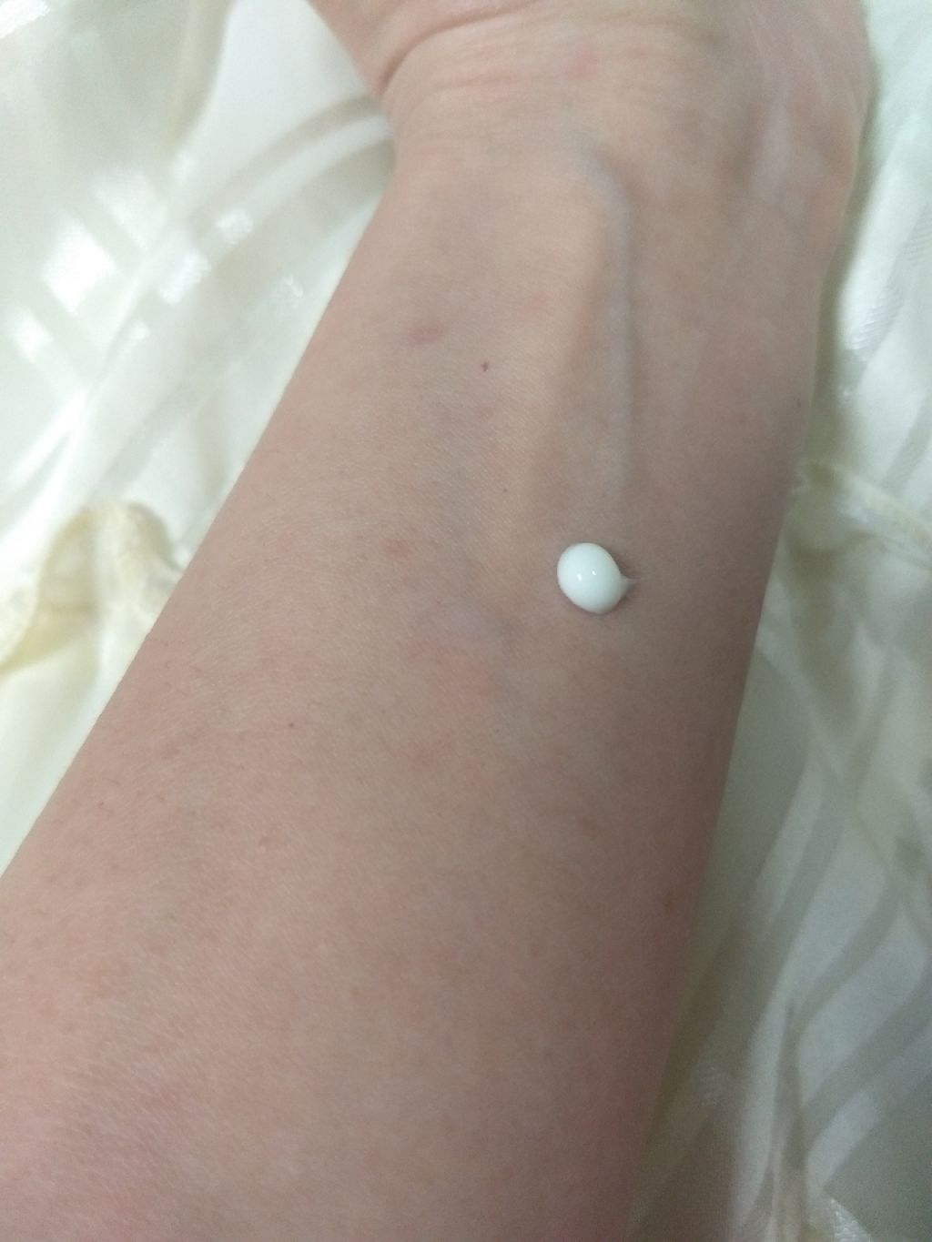 日本製日焼け止めジェルＤ/DAISO/日焼け止めジェルを使ったクチコミ（2枚目）