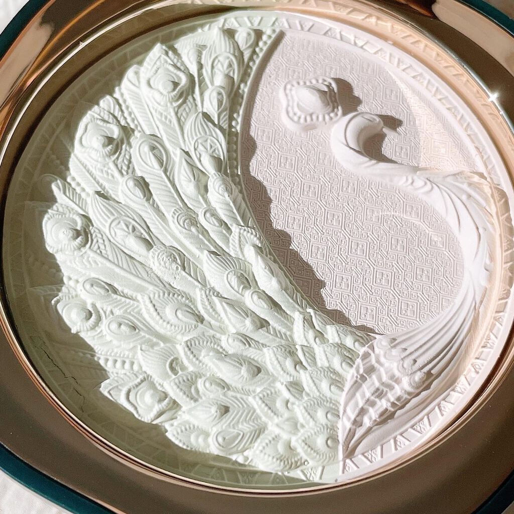 百花同心錠 彫刻リップ｜花西子他、2商品を使った口コミ - ついに手を