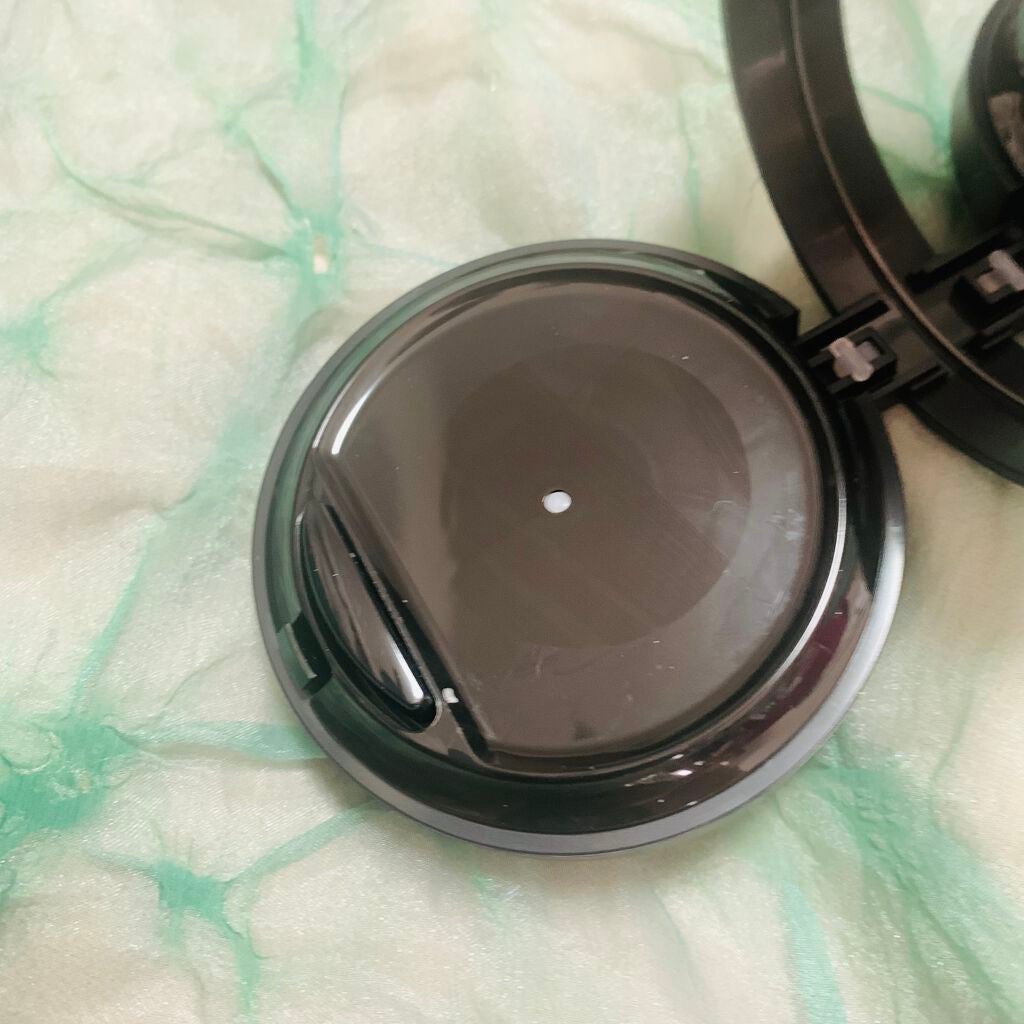 ミネラルリキッドリー ファンデーション SPF22 PA++/MiMC/リキッドファンデーションを使ったクチコミ(2枚目)