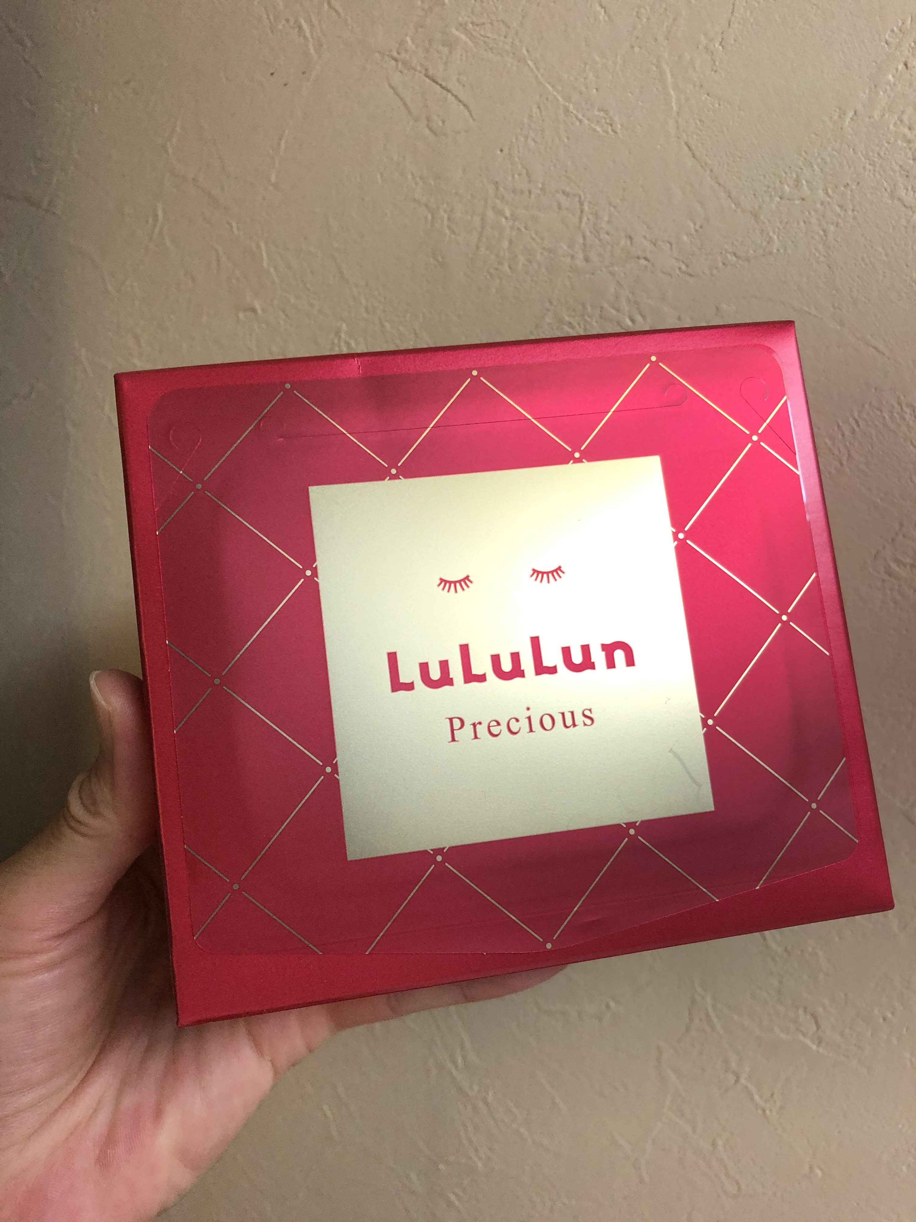 ルルルンプレシャス RED(モイスト)【旧】 ルルルンプレシャス RED（モイスト）32枚入【旧】/ルルルン/シートマスク・パックを使ったクチコミ（3枚目）