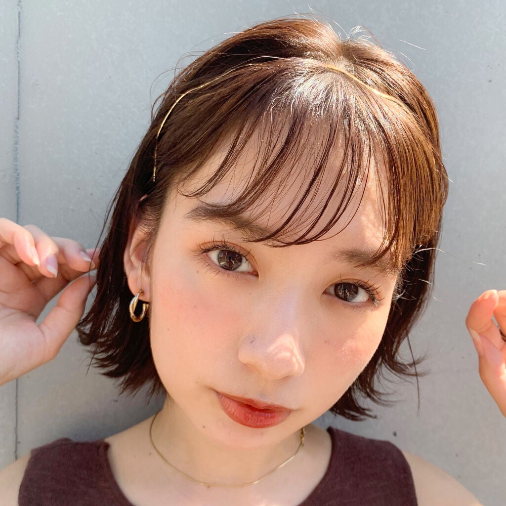 【前髪が浮く時の対処法】根元の生えグセの直し方|ブローやアイロンでのセット方法ものサムネイル