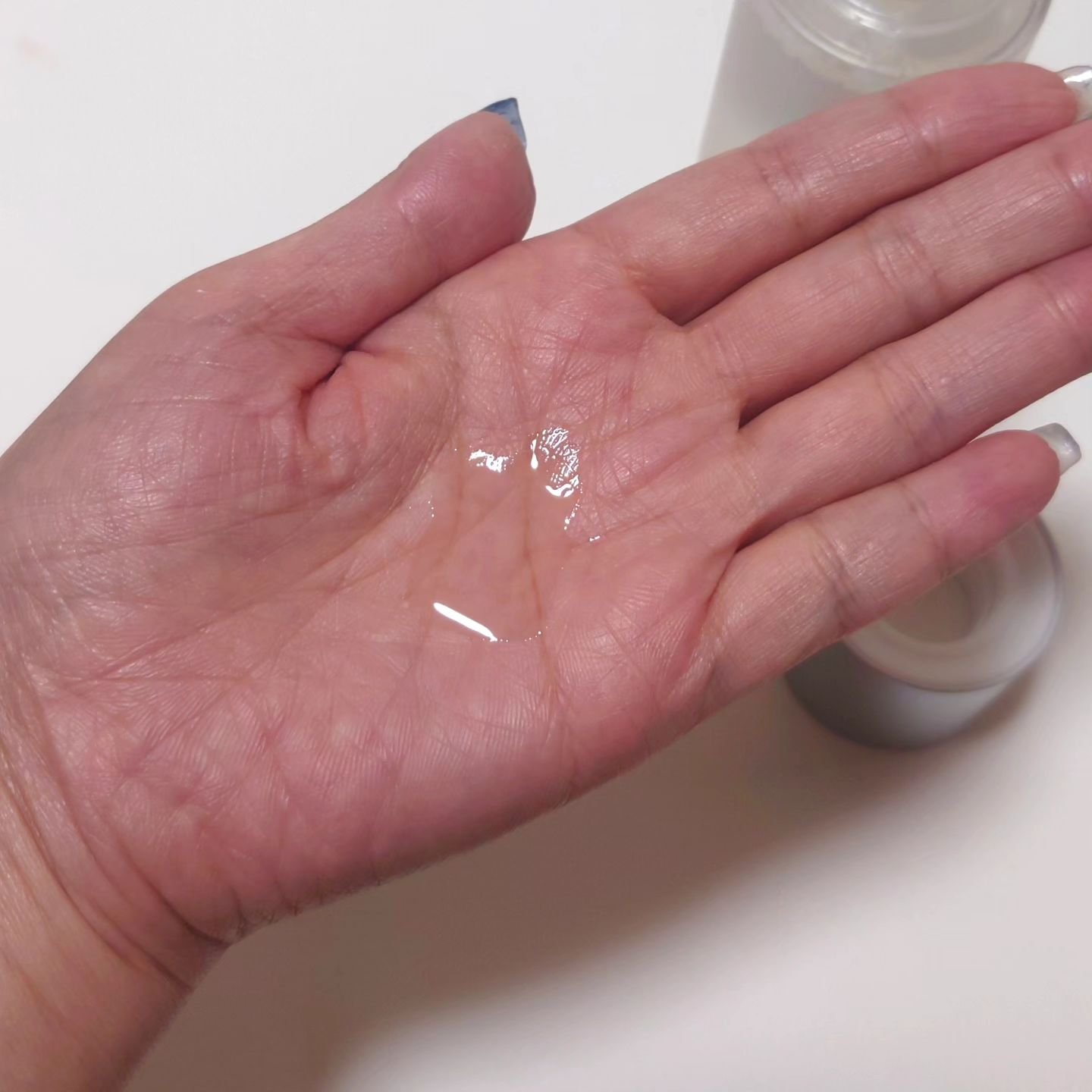 ブエノサボテンピーリングポアトナー/BUENO/ピーリングを使ったクチコミ（2枚目）