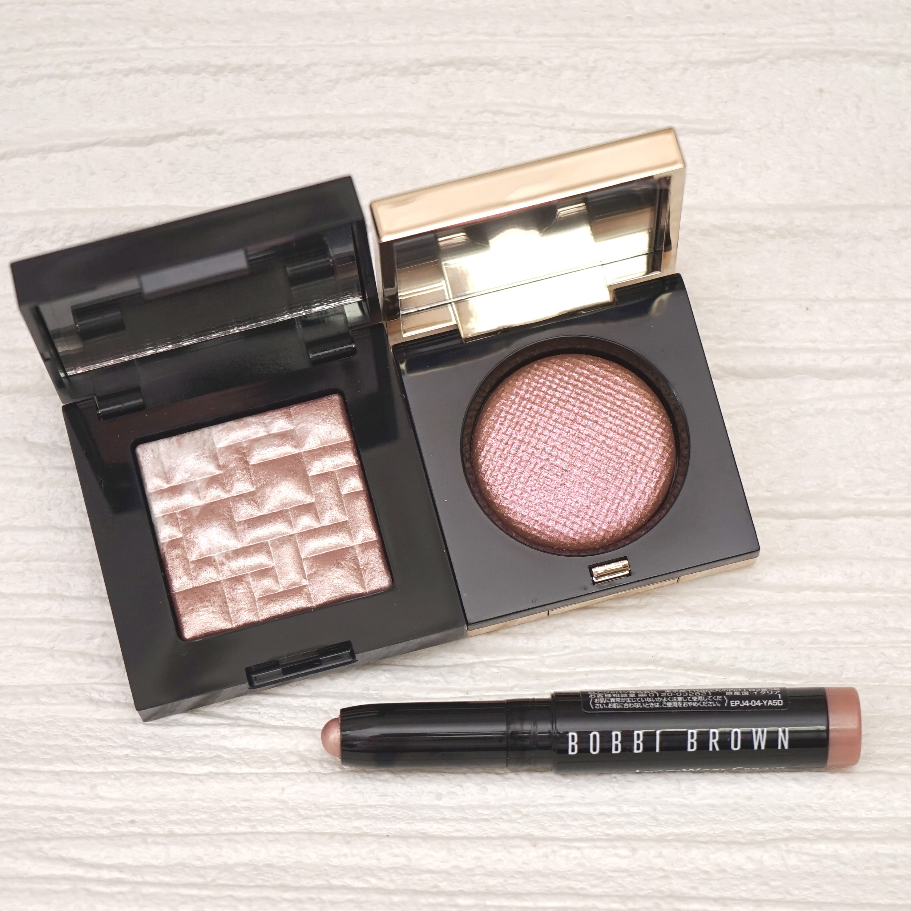 ハイライティング パウダー/BOBBI BROWN/パウダーハイライトを使ったクチコミ（2枚目）