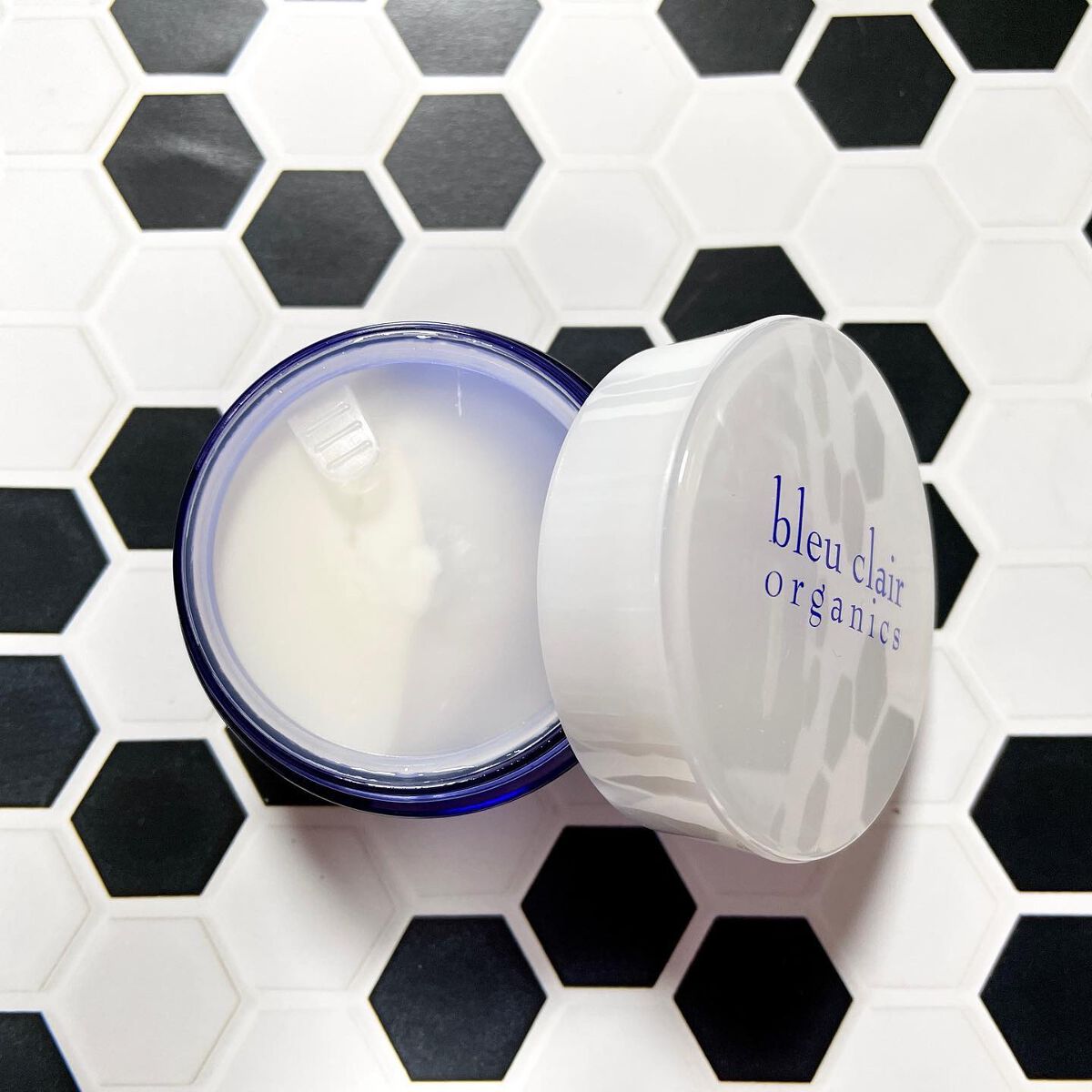 ブルークレール ローズクリームリペアコンセントレートのクチコミ「ローズクリームリペアコンセントレート

オーガニック保湿クリームです😊

10年後のより輝く笑.....」（2枚目）