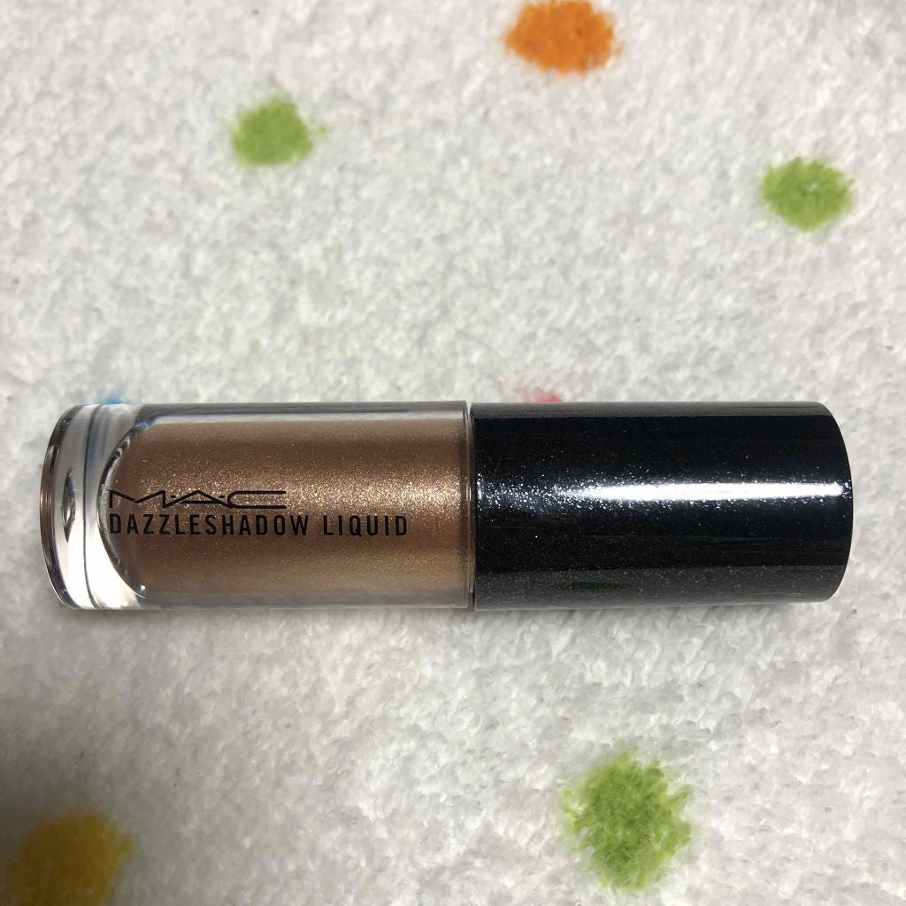 ダズルシャドウ リキッド/M・A・C/リキッドアイシャドウを使ったクチコミ(1枚目)