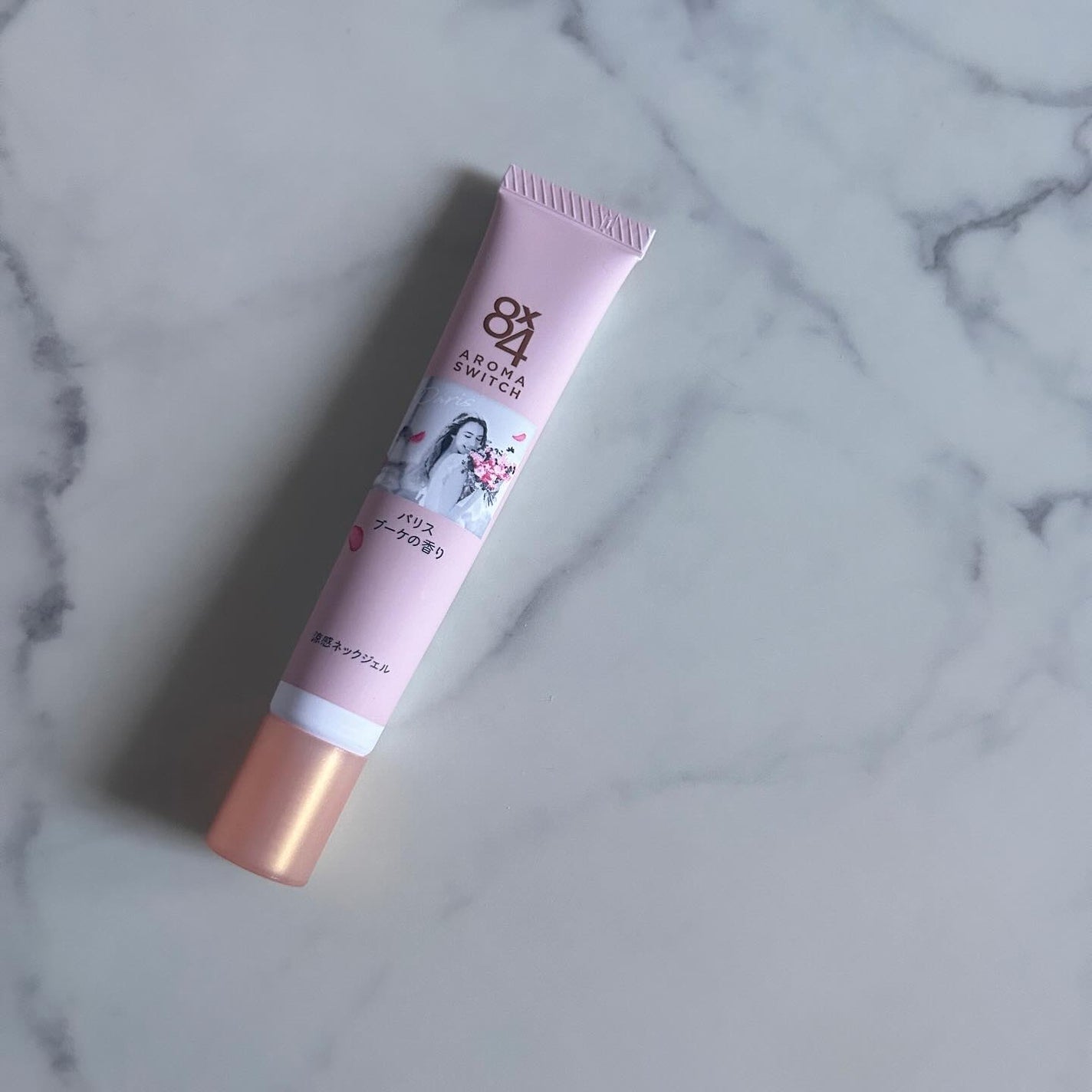 8x4 アロマスイッチ 涼感ネックジェル パリスブーケの香り/8x4/デオドラント・制汗剤を使ったクチコミ(1枚目)