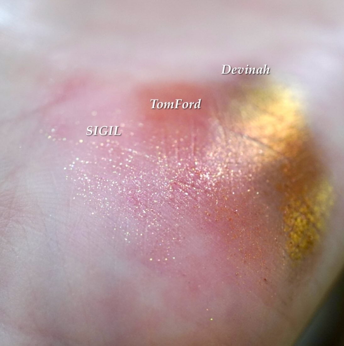 キャビアスティック アイカラー/ローラ メルシエ/スティックアイシャドウを使ったクチコミ(4枚目)