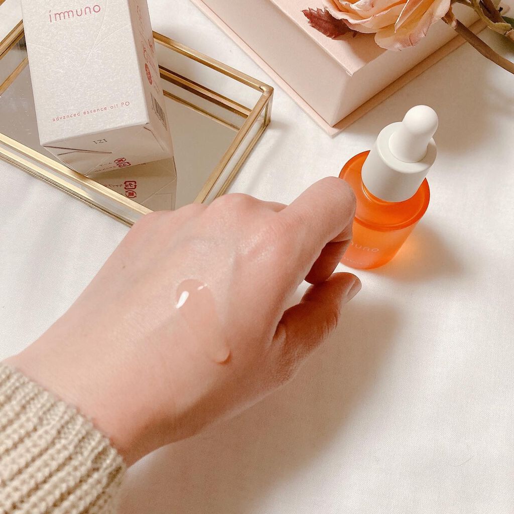 Rie_beauty on LIPS 「みかんの皮みたいな毛穴。至近距離だとお肌に自信がない。というこ..」(3枚目)