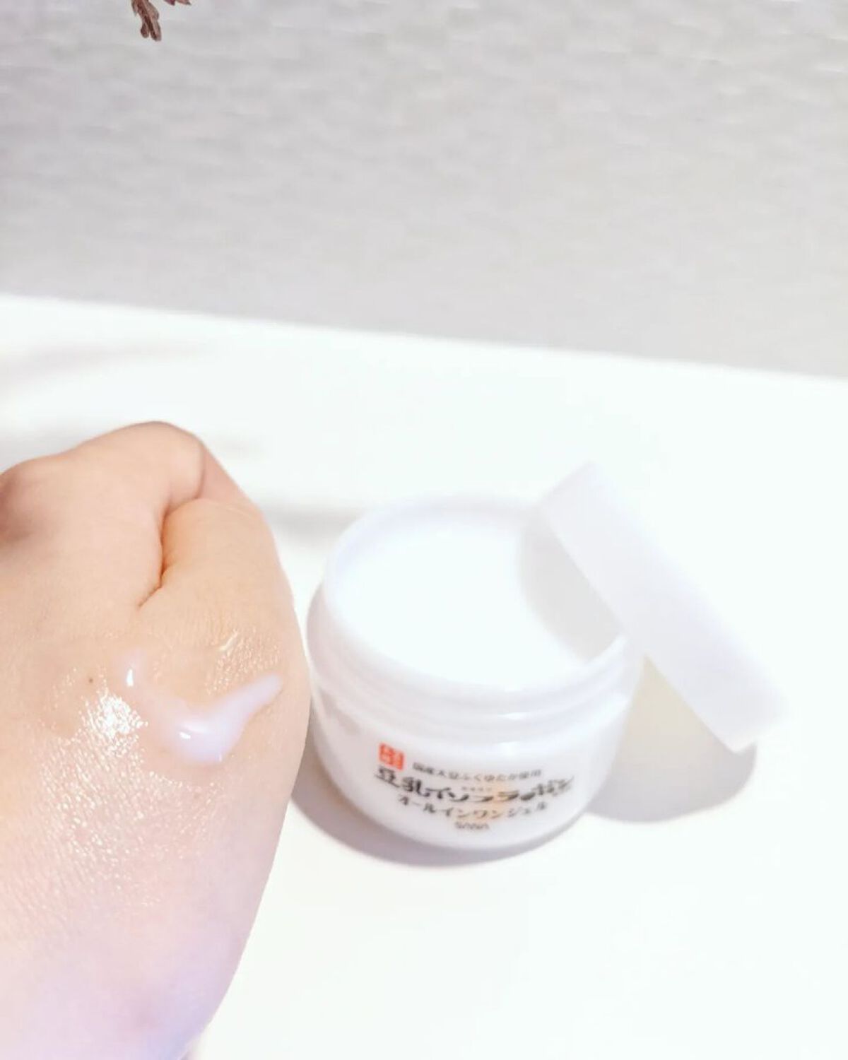 とろんと濃ジェル NC /なめらか本舗/オールインワン化粧品を使ったクチコミ（3枚目）