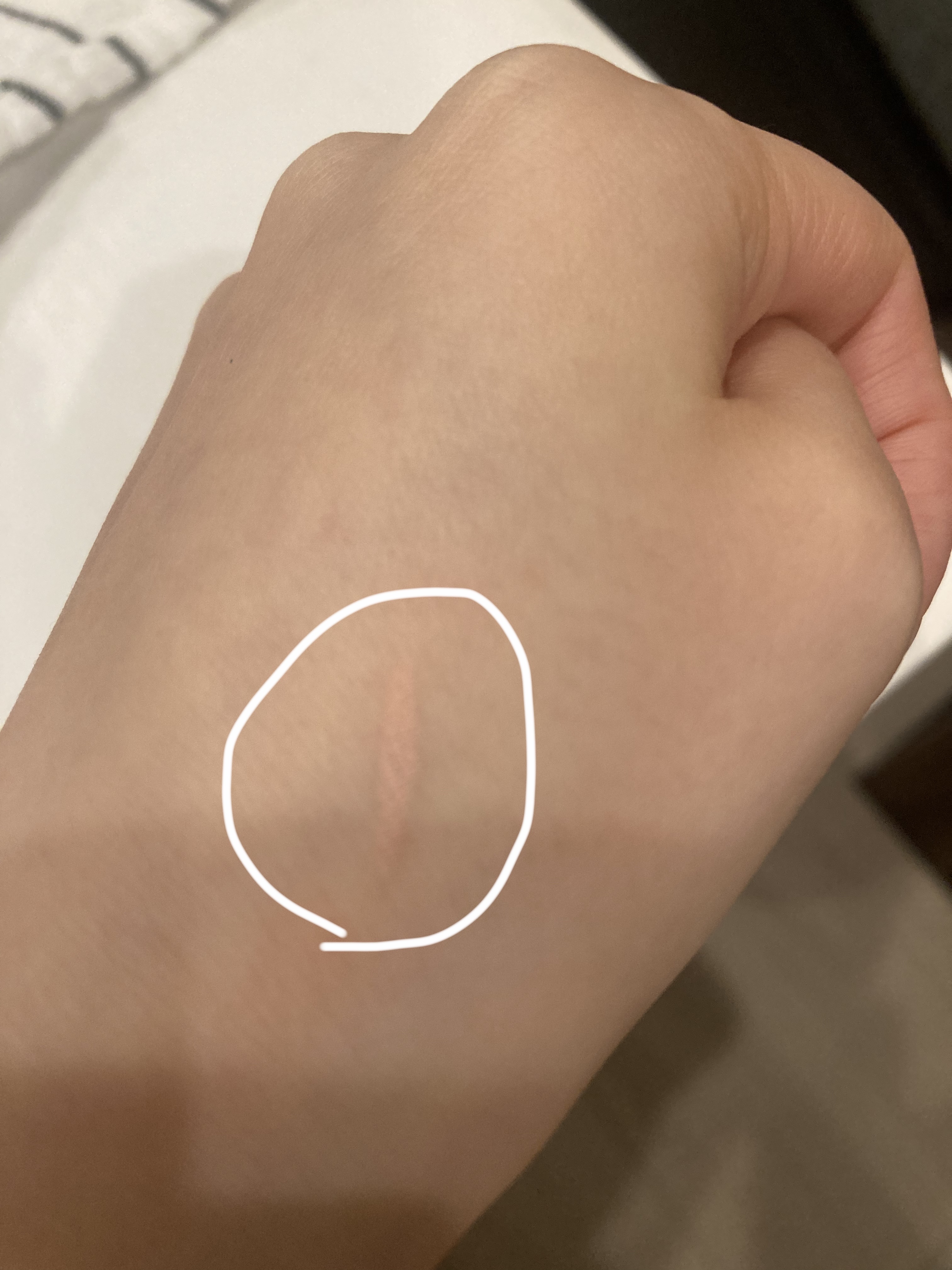 CipiCipi ポイントコンシーラーのクチコミ「涙袋にピンク塗るの大好き！
絶対試してみたいと探してもどこも品切れで、やっと入手！

結果は….....」（2枚目）