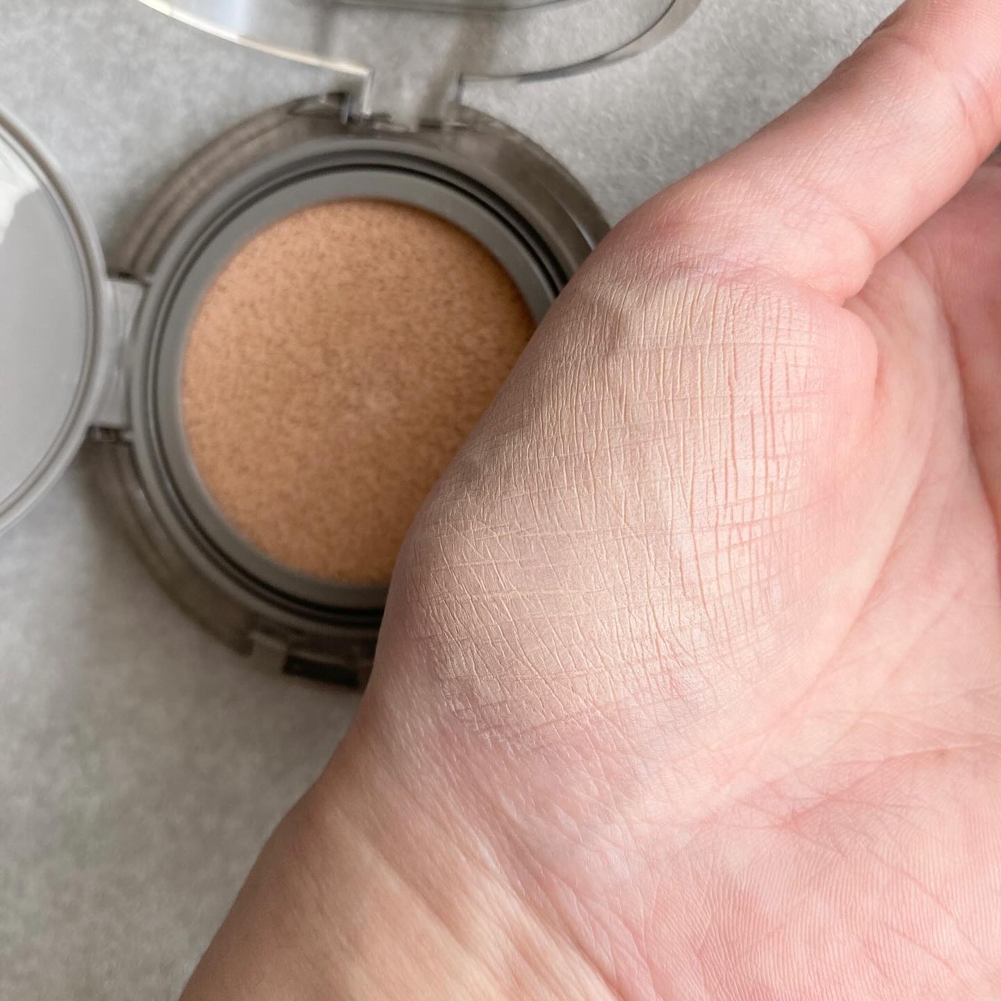 ブラーカバークッション/LUNA/クッションファンデーションを使ったクチコミ（3枚目）