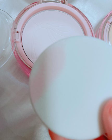 ザ・ブラーパウダーパクト/ABOUT TONE/プレストパウダーを使ったクチコミ(4枚目)