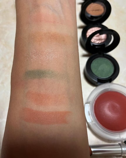 ロックドキス リップスティック/M・A・C/口紅を使ったクチコミ(2枚目)