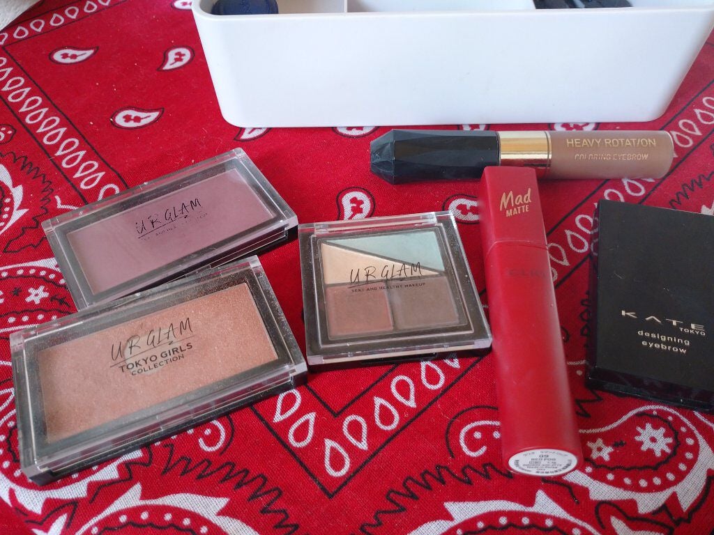 カラーリングアイブロウ/ヘビーローテーション/眉マスカラを使ったクチコミ(2枚目)