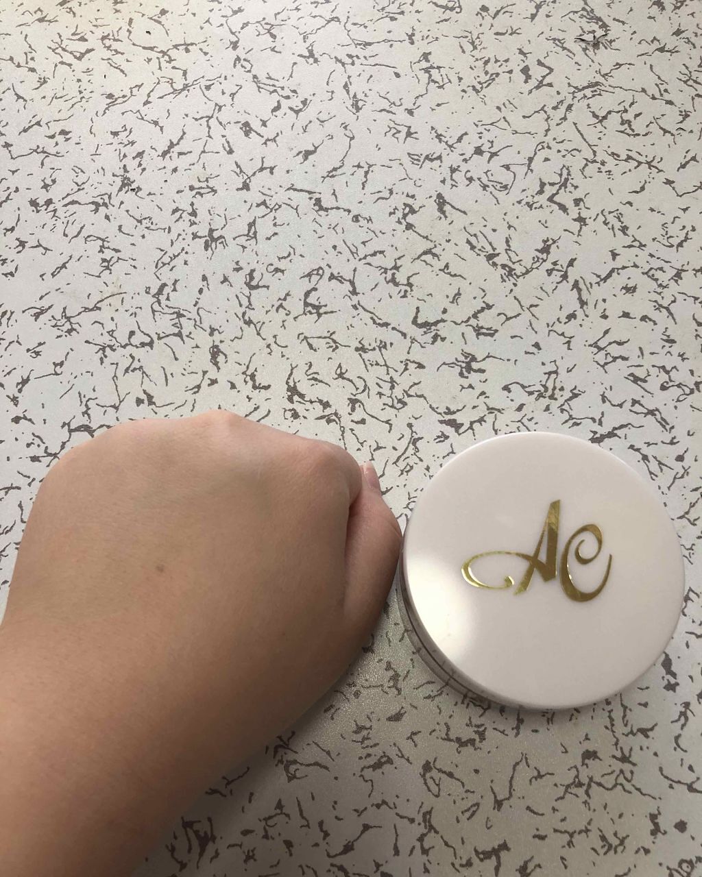 UVクリアフェイスパウダー/CEZANNE/プレストパウダーを使ったクチコミ(3枚目)