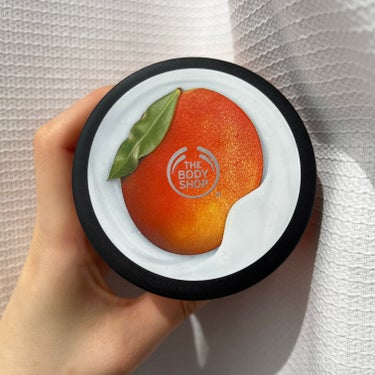 #ワタシの匂い♡#夜も完璧🌜💓🌛

THE BODY SHOP ボディヨーグルト マンゴー🥭

待って、これは買うべき。

夜のお風呂上がりデートと彼氏・夫との夜の2人時間の際、いい雰囲気出したいなとか、ちょっと意識されたいなとか、触れさせたいなってときはコレ！

普段のボディクリームと分けて、匂いなれしてしまわないように特別な時に使ってます！！

まじで、匂い嗅ぎたくなるようです。

ワタシも匂いをこれがあれば、匂い大丈夫かな？って気にしなくなりました！！！


みんなコレ買いましょう～！！！
質問ある方、なんでも聞いてください🍀

の画像 その1