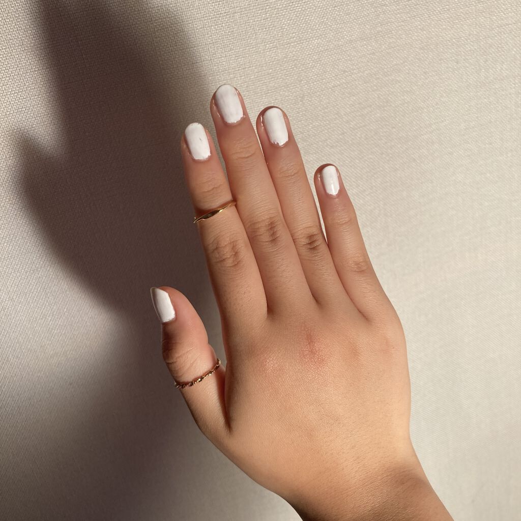 AC ネイルエナメル M 044 ホワイト/AC MAKEUP/マニキュアを使ったクチコミ（2枚目）