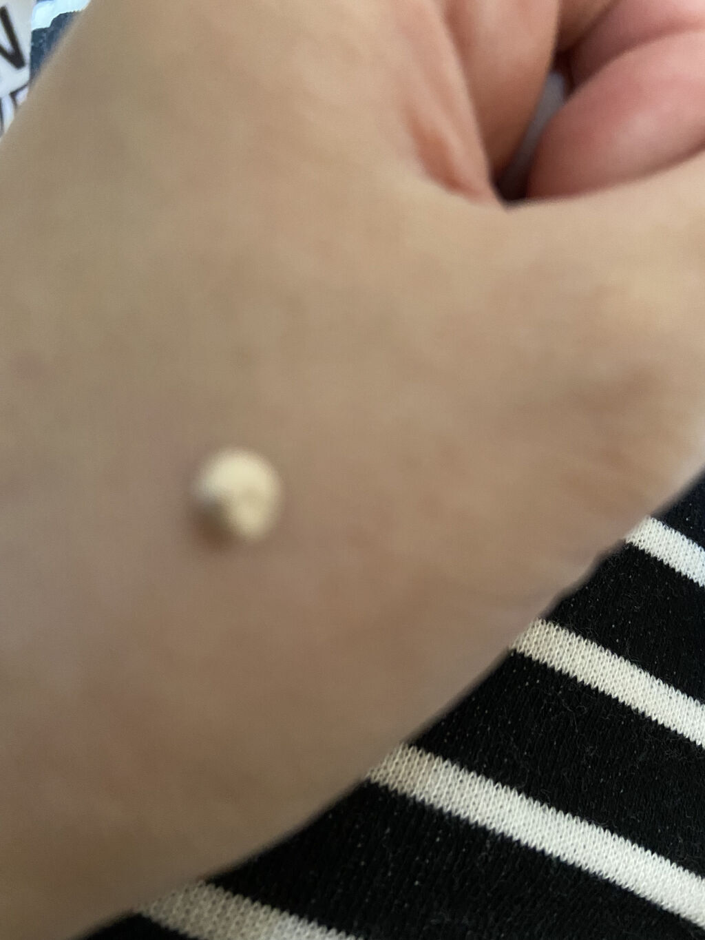 RMK ジェルクリーミィファンデーション 201/RMK/クリーム・エマルジョンファンデーションを使ったクチコミ（2枚目）