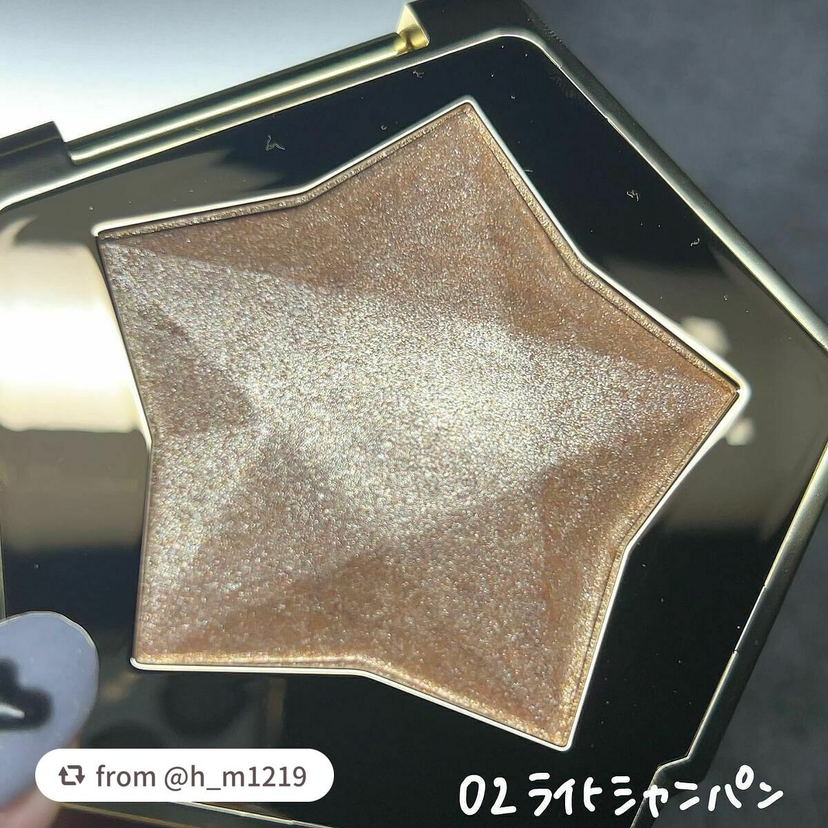 スターダストダイヤモンドハイライトパウダー/PERFECT DIARY/パウダーハイライトを使ったクチコミ(4枚目)