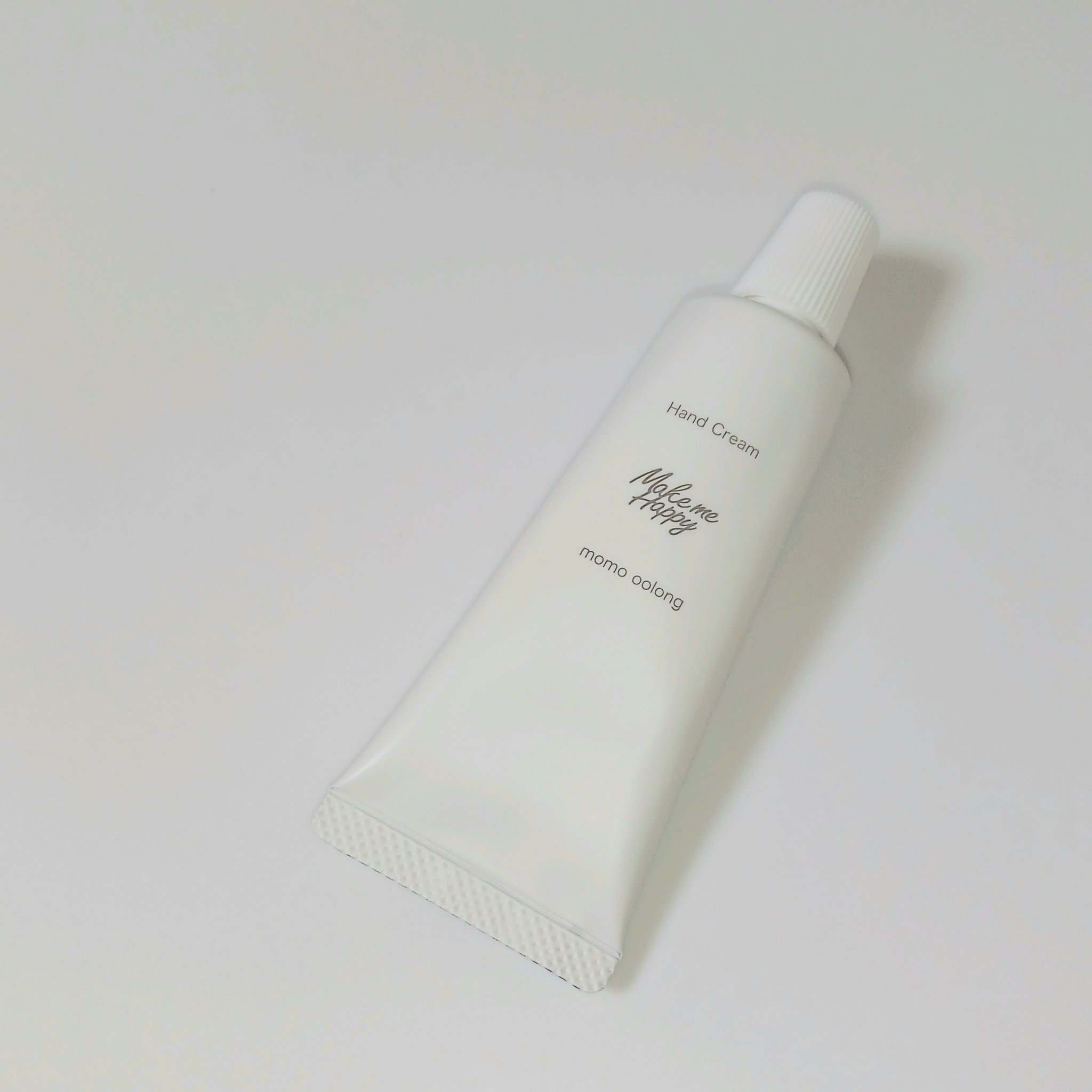 メイクミーハッピー ハンドクリーム momo oolong/キャンメイク/ハンドクリームを使ったクチコミ（1枚目）