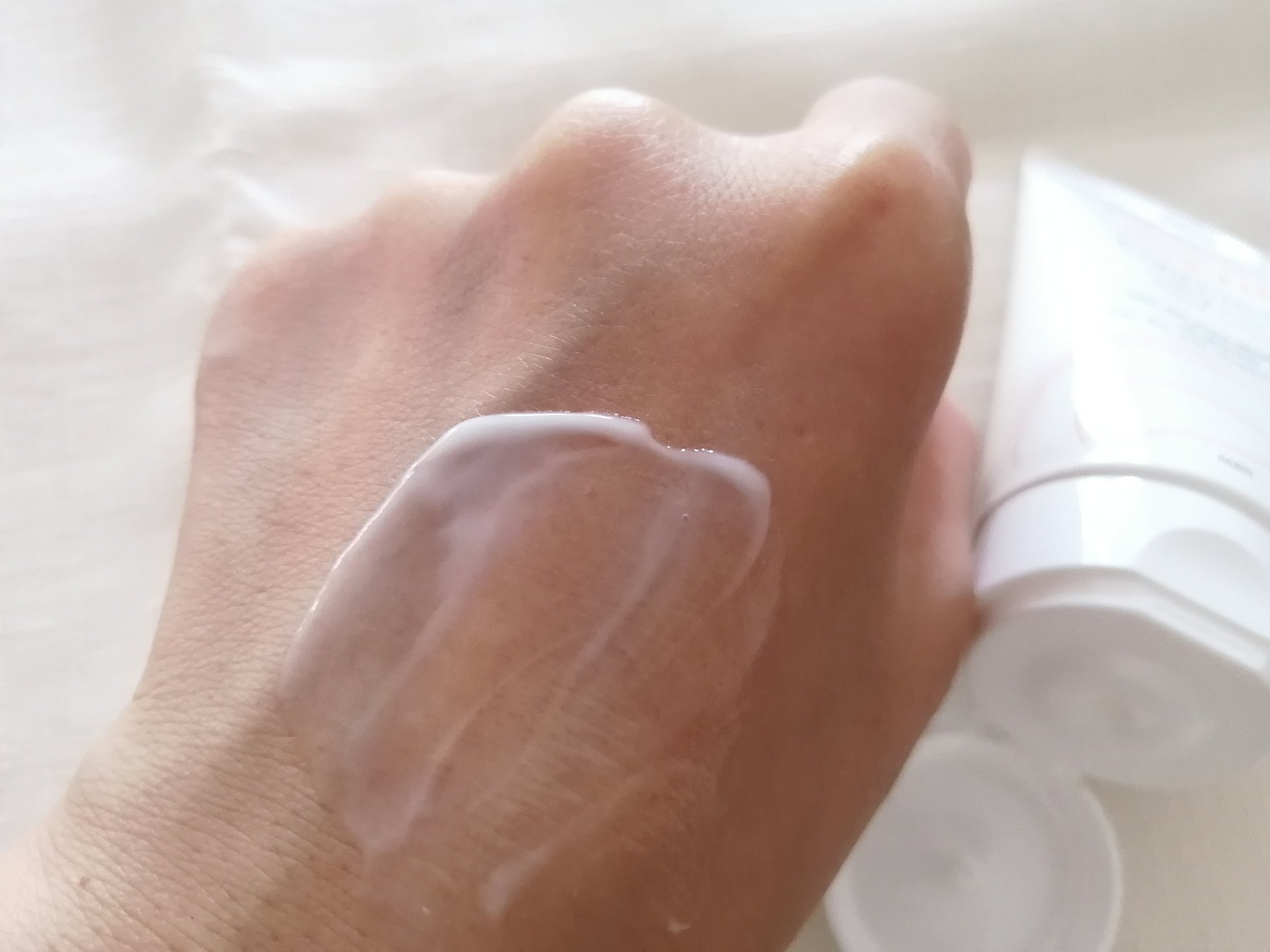 薬用ハンドクリーム/アベンヌ/ハンドクリームを使ったクチコミ（3枚目）