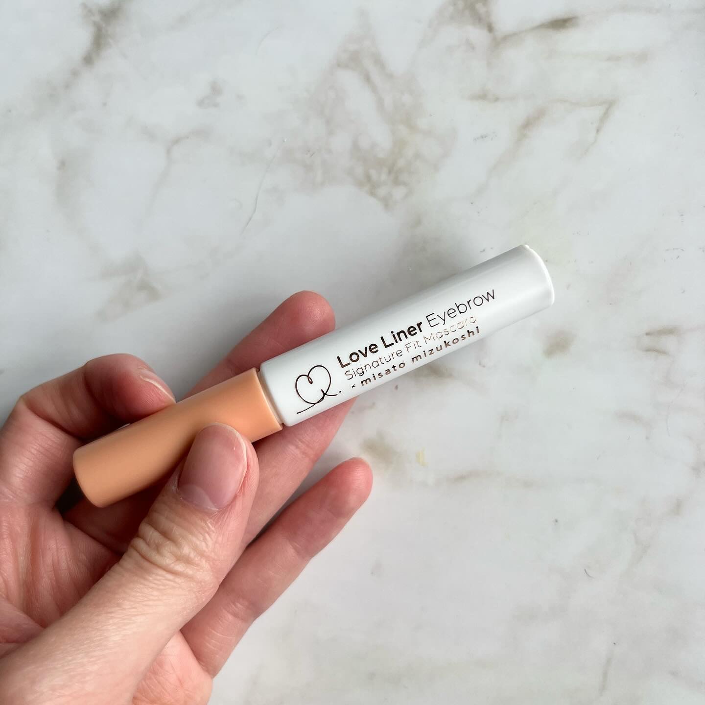 ラブ・ライナー シグネチャーフィットマスカラ ＭＭＣ２＜アイブロウ＞/ラブ・ライナー/眉マスカラを使ったクチコミ（2枚目）