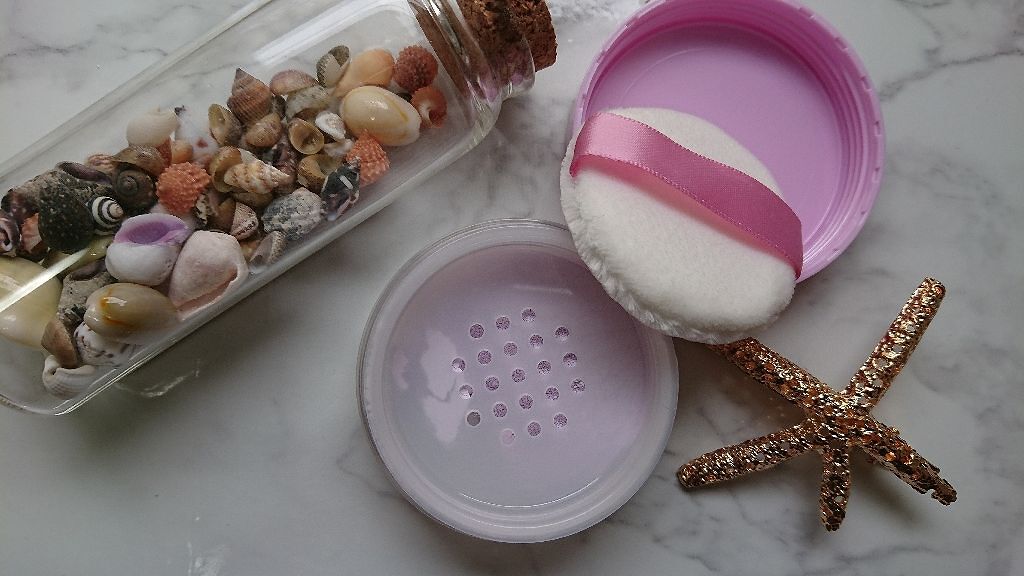 UVフェイスパウダー/カントリー&ストリーム/ルースパウダーを使ったクチコミ(2枚目)