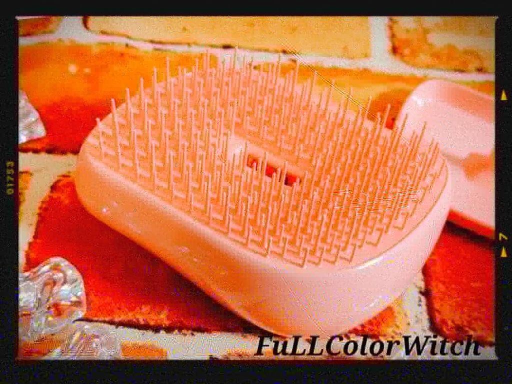 コンパクトスタイラー サンセットビーチ/TANGLE TEEZER/ヘアブラシを使ったクチコミ（3枚目）