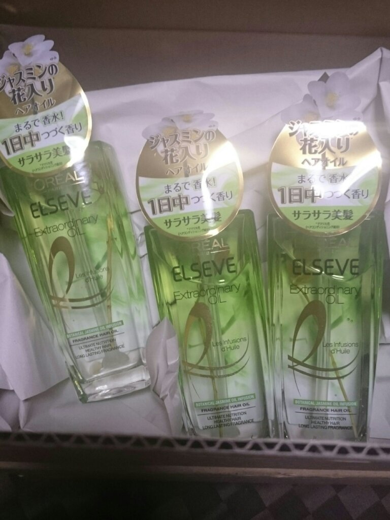 エルセーヴ エクストラオーディナリーオイル エクストラリッチ フィニッシュ/ロレアル パリ/ヘアオイルを使ったクチコミ（1枚目）