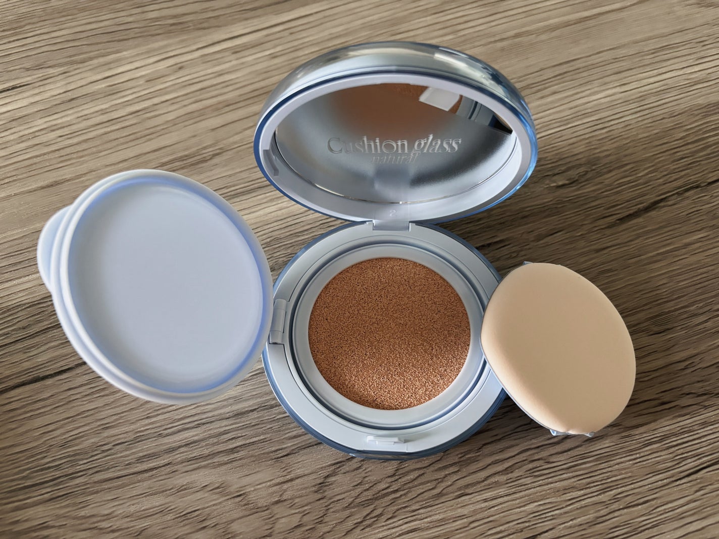 フィー クッションガラス ナチュラル/fwee/クッションファンデーションを使ったクチコミ(2枚目)