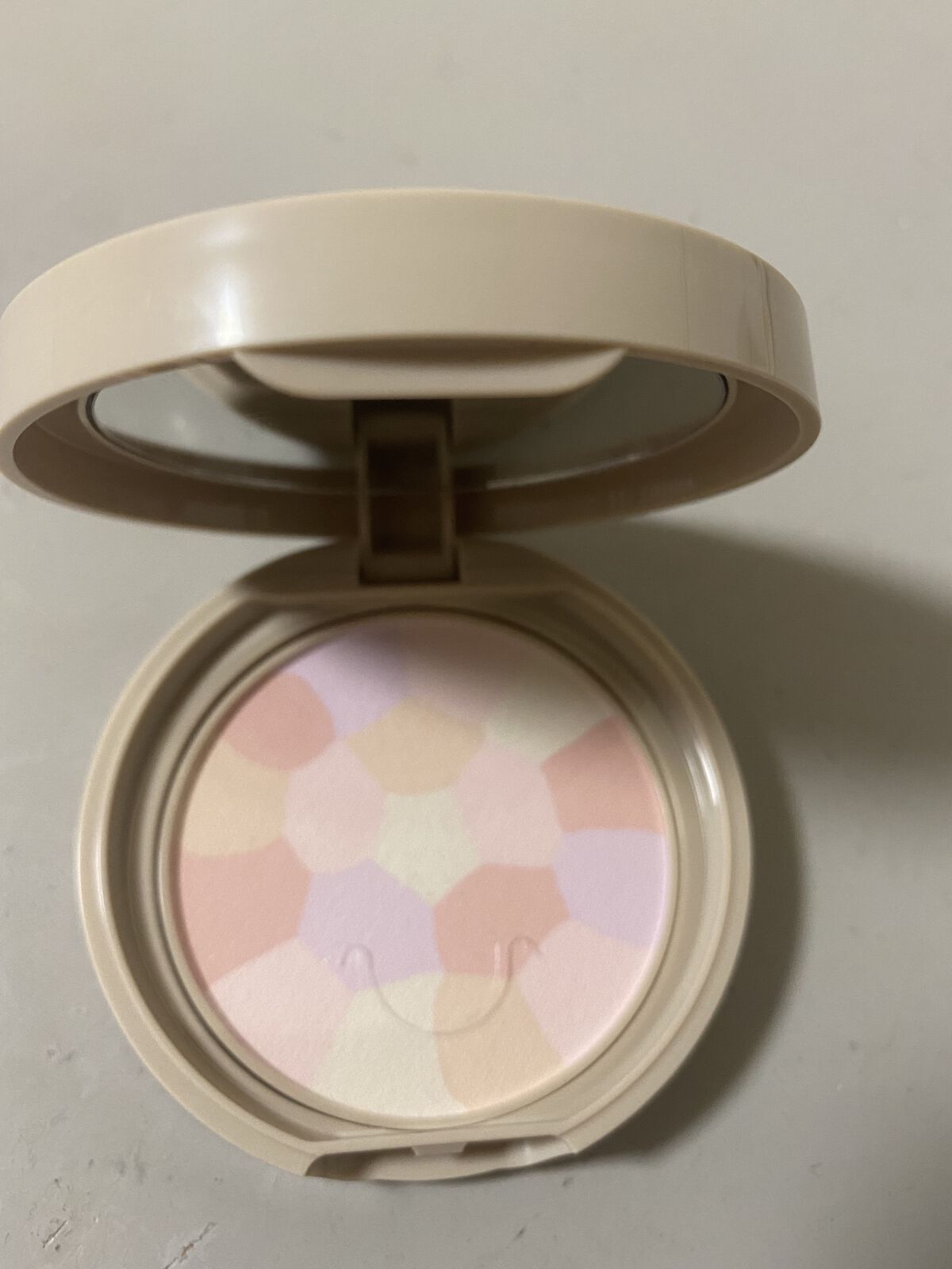 マシュマロフィニッシュパウダー　～Abloom～/キャンメイク/プレストパウダーを使ったクチコミ（2枚目）