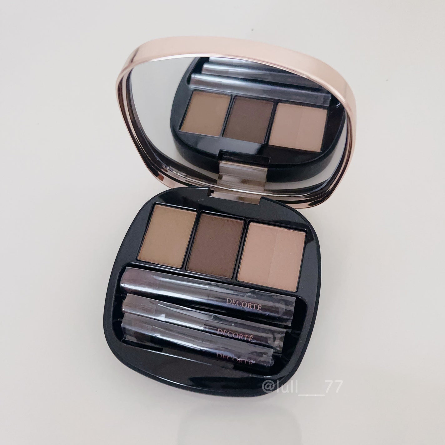 コントゥアリング パウダーアイブロウ/DECORTÉ/パウダーアイブロウを使ったクチコミ(3枚目)