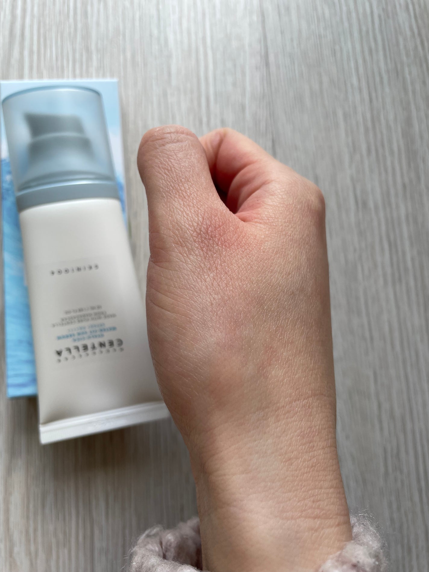 ヒアルーシカ ウォーターフィット サンセラム/SKIN1004/日焼け止めローションを使ったクチコミ(3枚目)